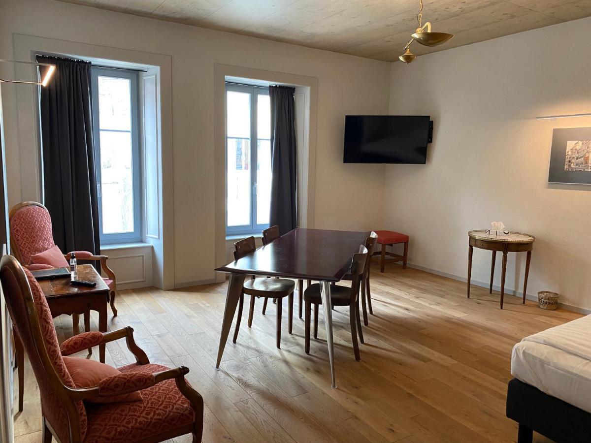 Fleur De Lis 3* Le Locle