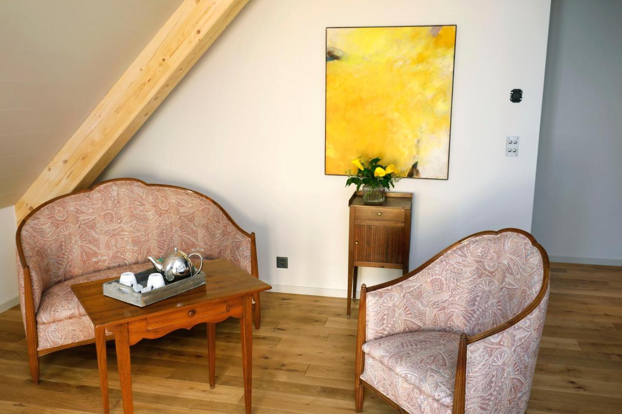 Fleur De Lis 3* Le Locle